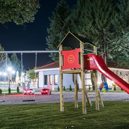 Курортный комплекс Forest 4*